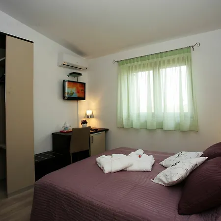 Arte Casa Hotel 3*