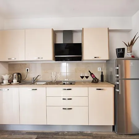 فندق Arte Casa 3*